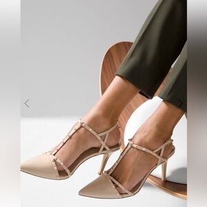 White House Black Market Strappy Studded Mid-Heel GUC size 6